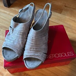 Aerosoles Wedges Plush on You